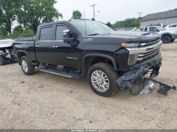  Salvage Chevrolet Silverado 2500