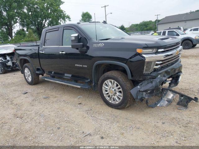  Salvage Chevrolet Silverado 2500