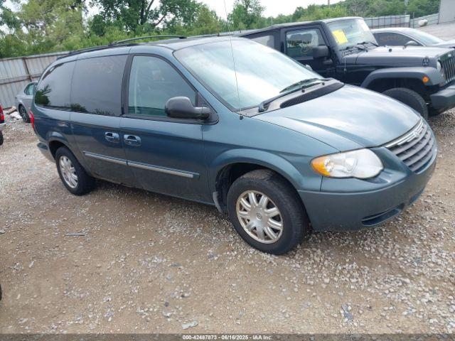  Salvage Chrysler Town & Country