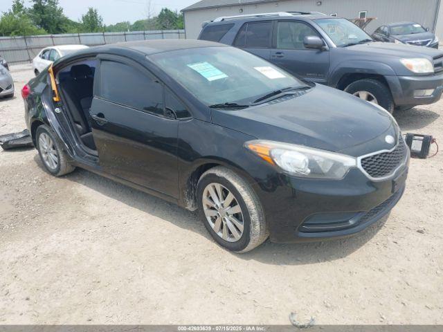  Salvage Kia Forte