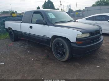  Salvage Chevrolet Silverado 1500