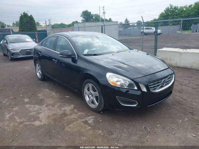  Salvage Volvo S60
