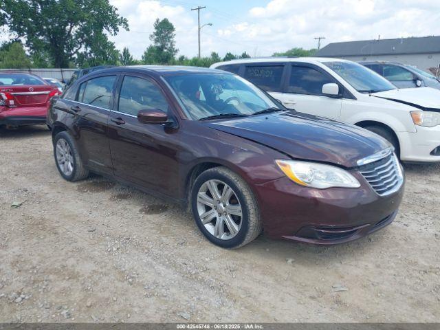  Salvage Chrysler 200