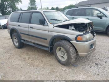  Salvage Mitsubishi Montero Sport