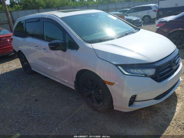  Salvage Honda Odyssey