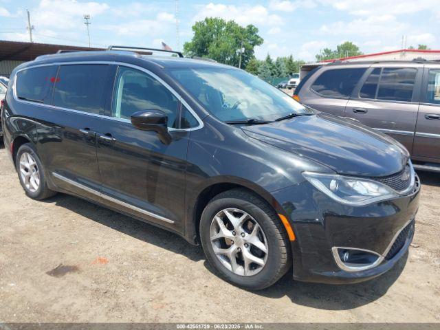  Salvage Chrysler Pacifica