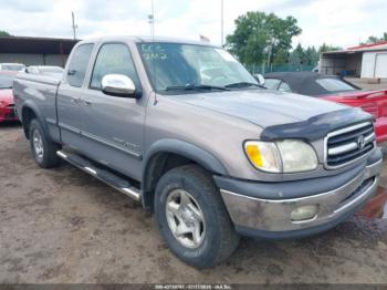  Salvage Toyota Tundra