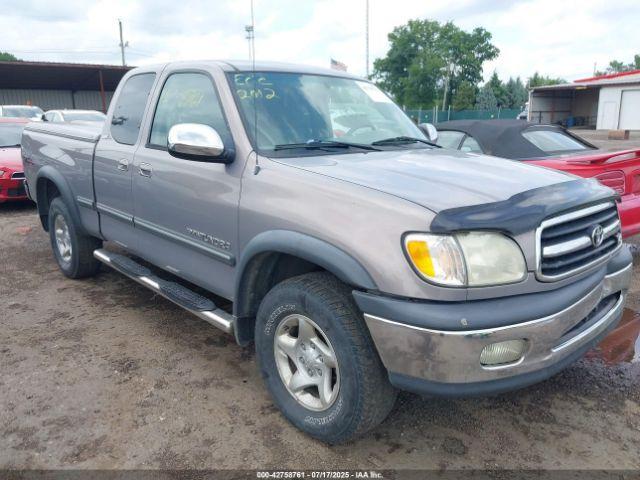 Salvage Toyota Tundra