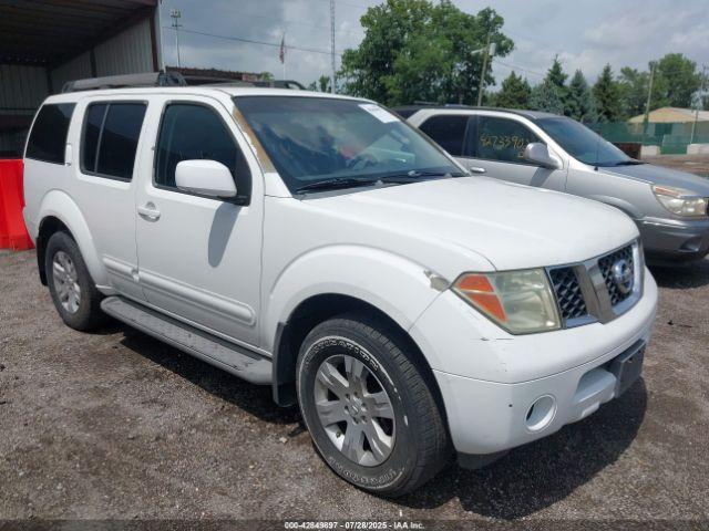  Salvage Nissan Pathfinder