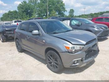  Salvage Mitsubishi Outlander