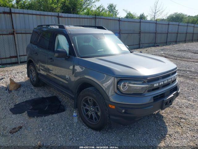  Salvage Ford Bronco