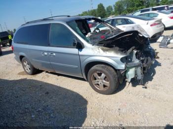  Salvage Dodge Grand Caravan