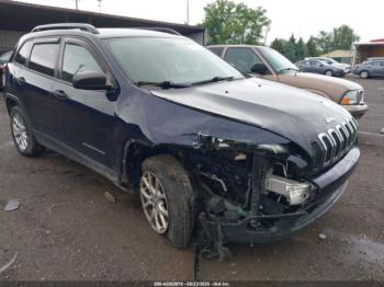  Salvage Jeep Cherokee