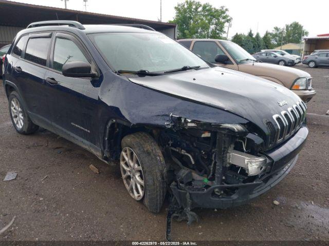  Salvage Jeep Cherokee