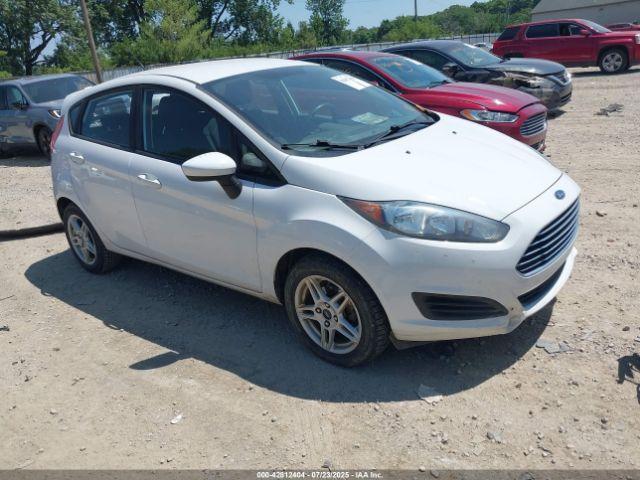  Salvage Ford Fiesta