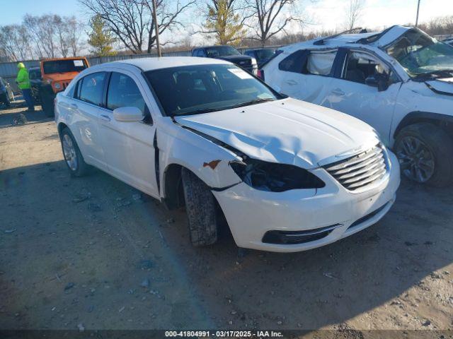  Salvage Chrysler 200
