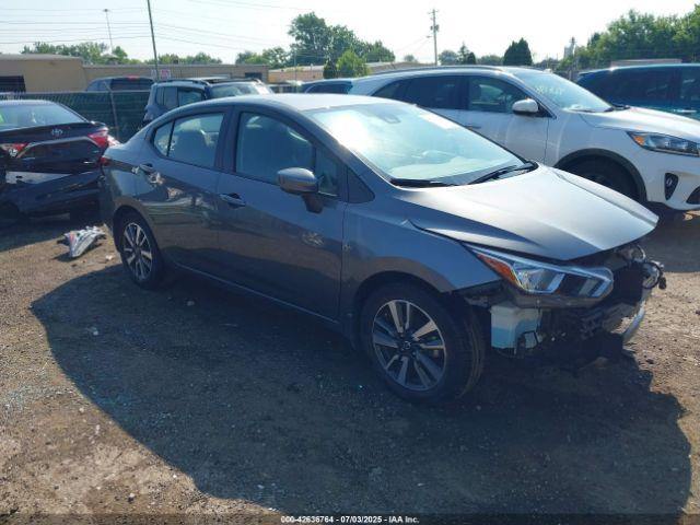  Salvage Nissan Versa