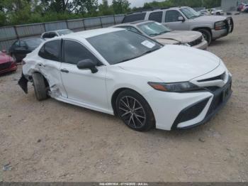  Salvage Toyota Camry