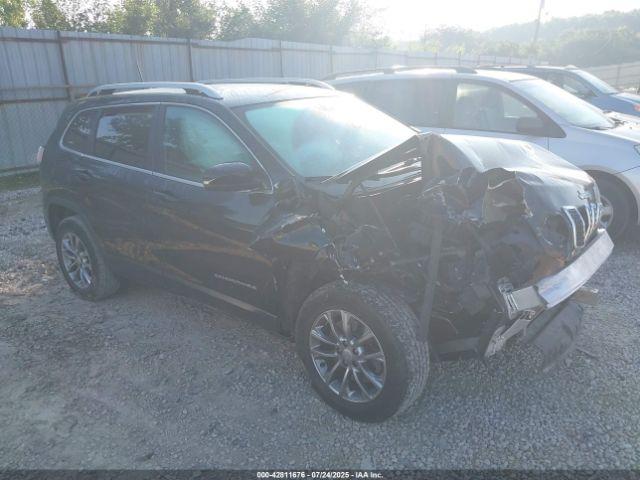 Salvage Jeep Cherokee