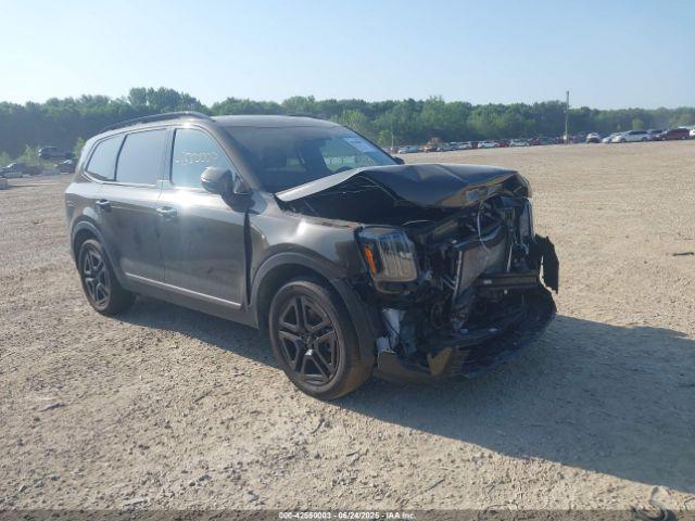  Salvage Kia Telluride