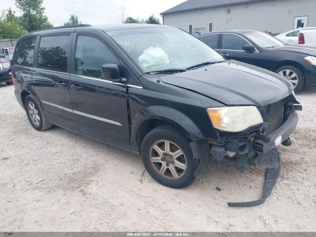  Salvage Chrysler Town & Country