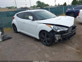  Salvage Hyundai VELOSTER