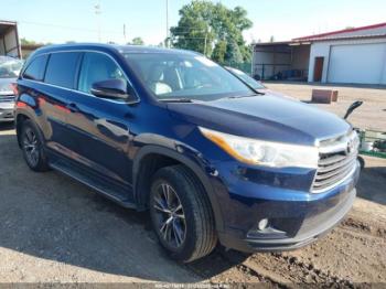  Salvage Toyota Highlander