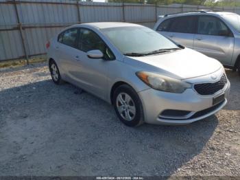  Salvage Kia Forte