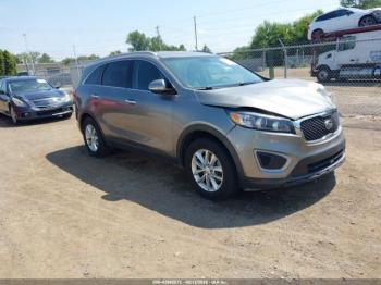  Salvage Kia Sorento