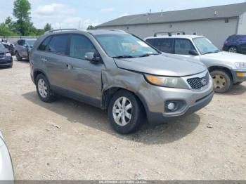  Salvage Kia Sorento