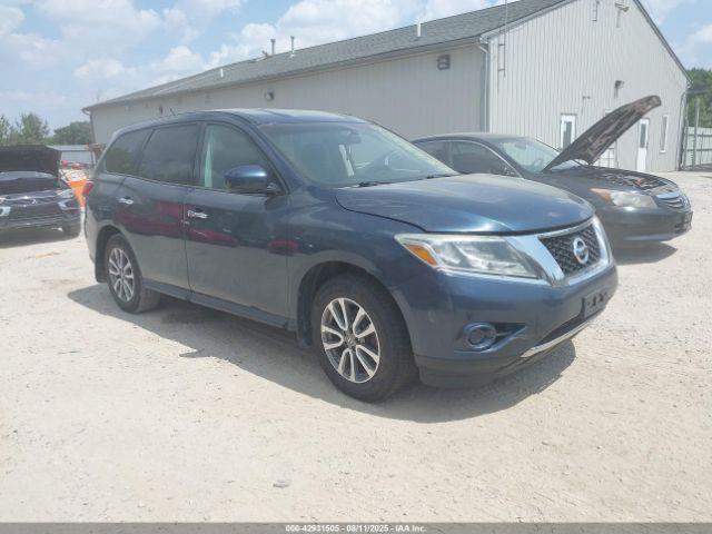  Salvage Nissan Pathfinder