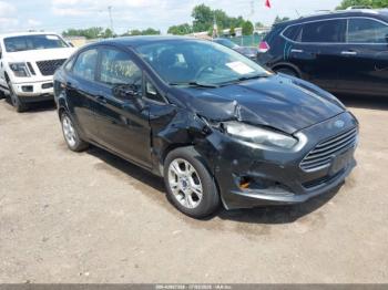  Salvage Ford Fiesta