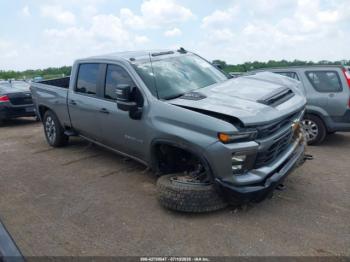  Salvage Chevrolet Silverado 2500