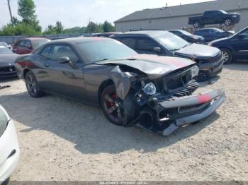  Salvage Dodge Challenger