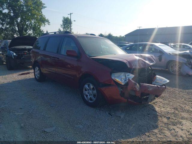  Salvage Kia Sedona