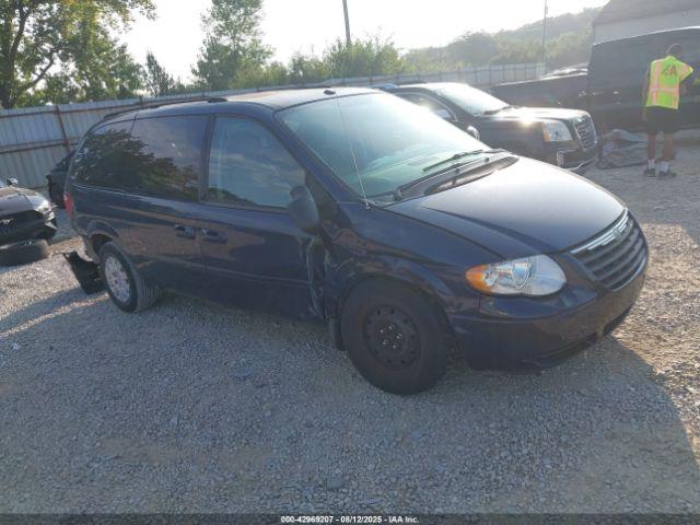  Salvage Chrysler Town & Country