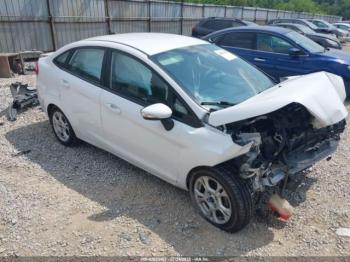  Salvage Ford Fiesta