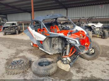  Salvage Can-Am Maverick X3