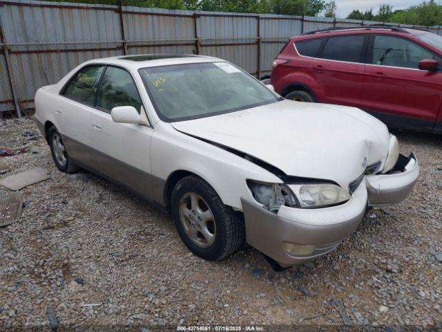  Salvage Lexus Es