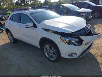  Salvage Mercedes-Benz GLA