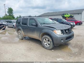  Salvage Nissan Pathfinder