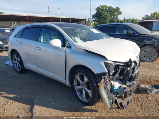  Salvage Toyota Venza