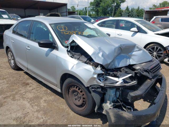  Salvage Volkswagen Jetta