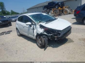  Salvage Ford Fiesta