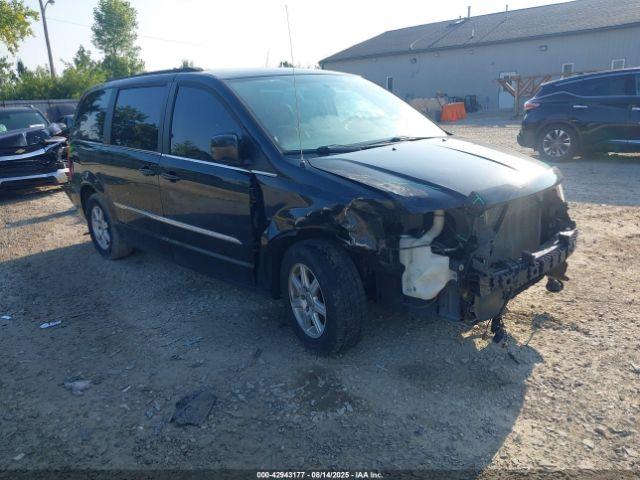  Salvage Chrysler Town & Country