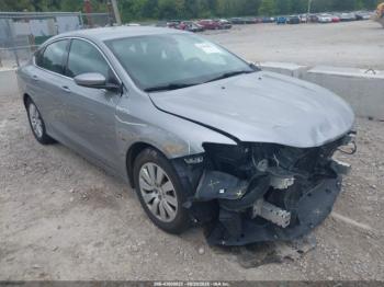  Salvage Chrysler 200