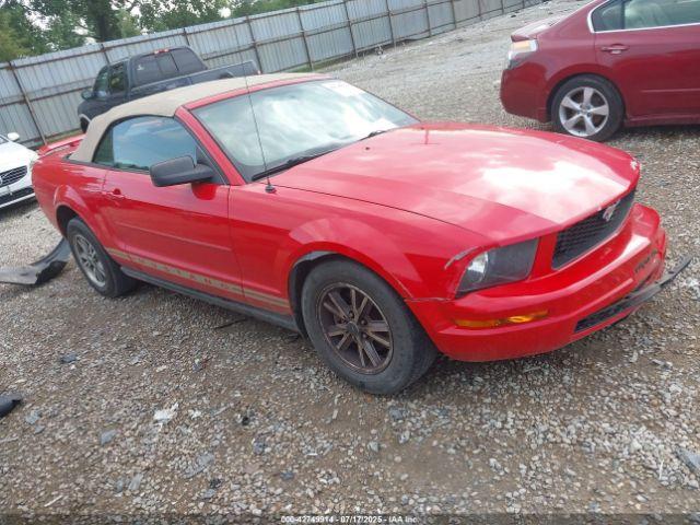  Salvage Ford Mustang