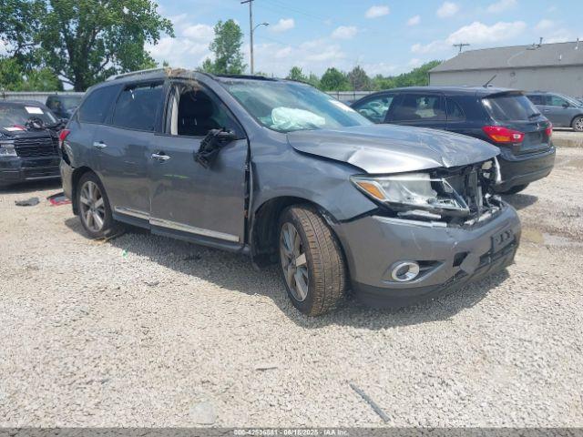  Salvage Nissan Pathfinder