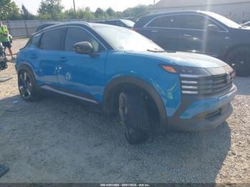  Salvage Nissan Kicks