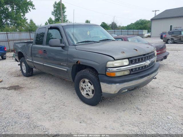  Salvage Chevrolet Silverado 1500